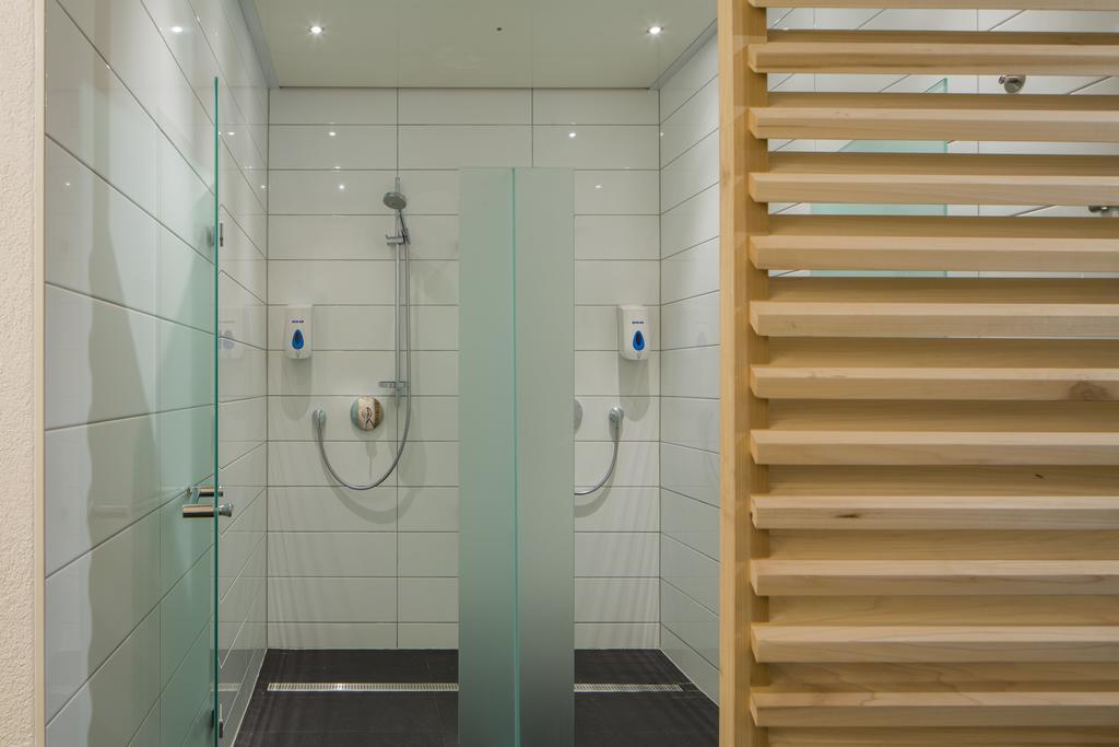 Wellness- Und Schneesporthotel Christiania サース・アルマゲル エクステリア 写真