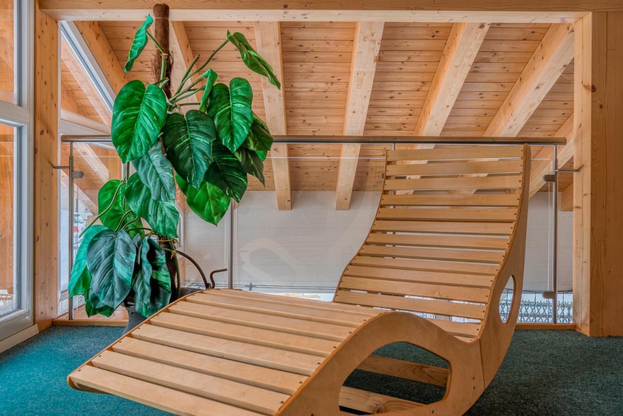 Wellness- Und Schneesporthotel Christiania サース・アルマゲル エクステリア 写真